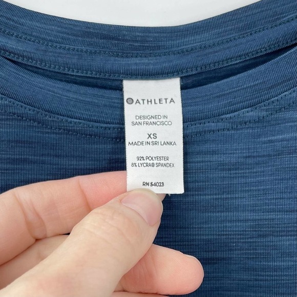 Athleta XS Kettlebella Train Tank Constellation Blue 444217 - Picture 5 of 9